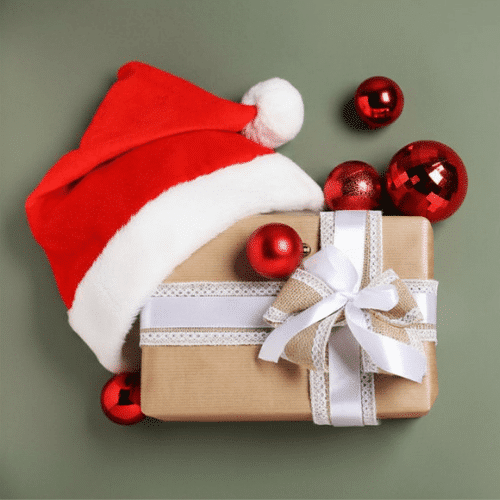 sehr schöner verpackter Geschenkkorb zu Weihnachten
