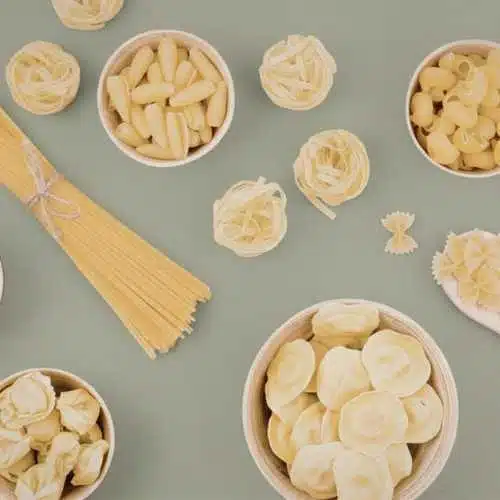 Pasta Sorten im Geschenkkorb