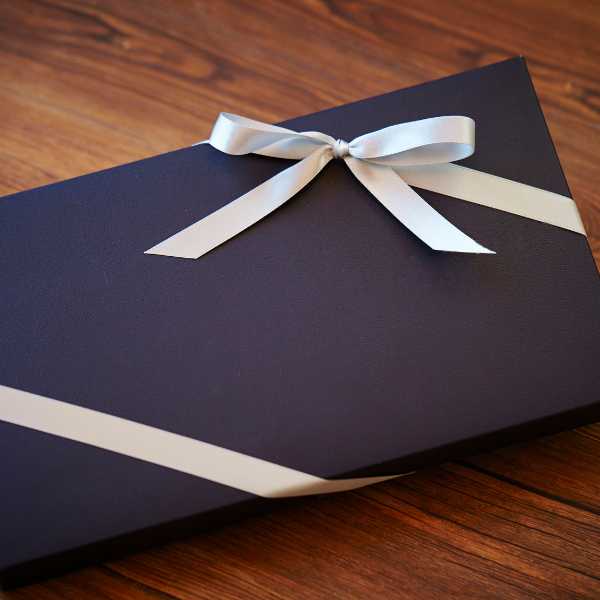 Perfekt für den Direktversand: Hochwertige Geschenkboxen
