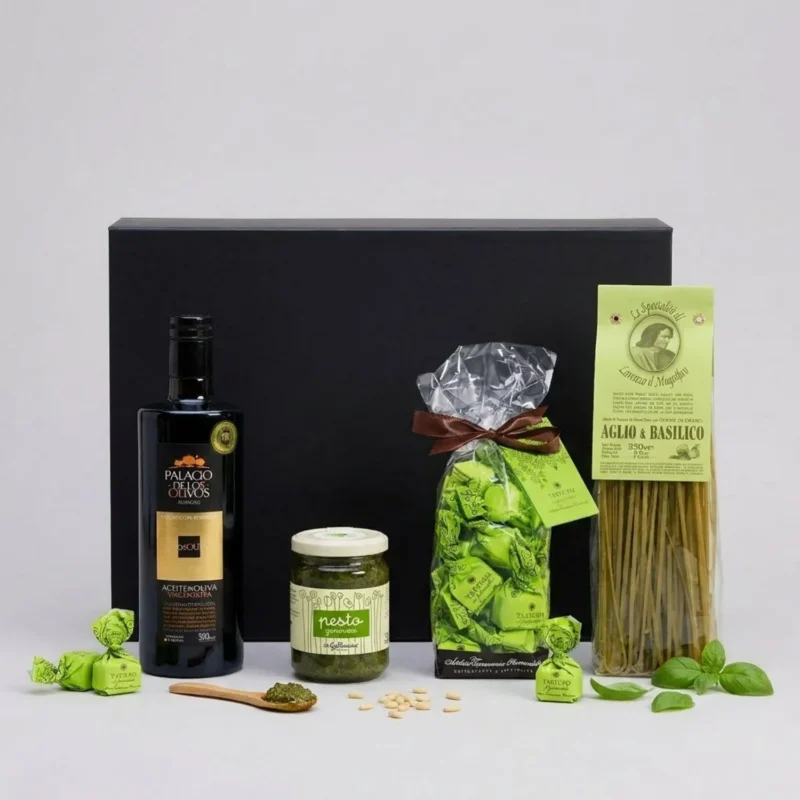 vierteiliger Geschenkkorb Green Delights mit grünen Feinkostartikeln