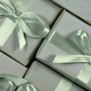 Geschenkkorb mit Spezialitäten